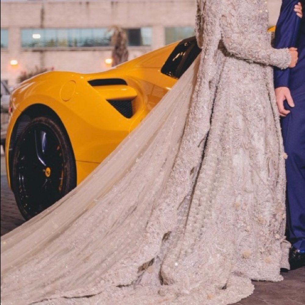 Suffuse bridal dress